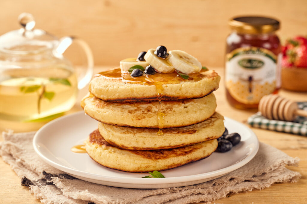 Pancake de banano arándanos y miel san luis